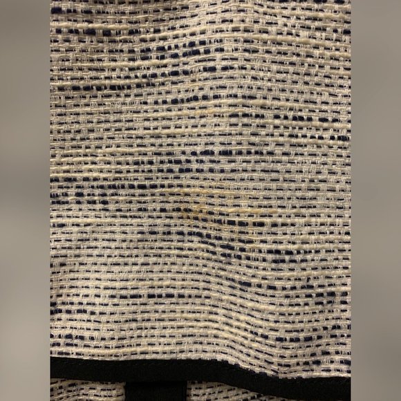 Aritzia Wilfred White Collarless Zip-Up Jacket - Picture 8 of 14